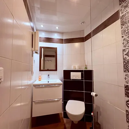 Pause Confort Ideal Centre דירה גראבלין